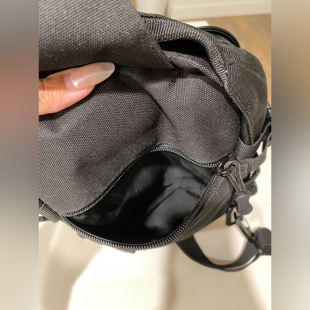 Black Tactical Sling Bag - Picture 9 of 12